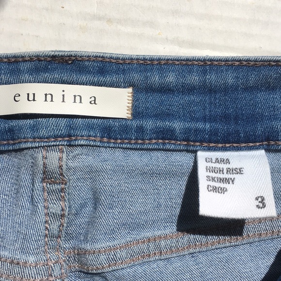 ♦️ Women’s Lightwash Jeans - Picture 6 of 7